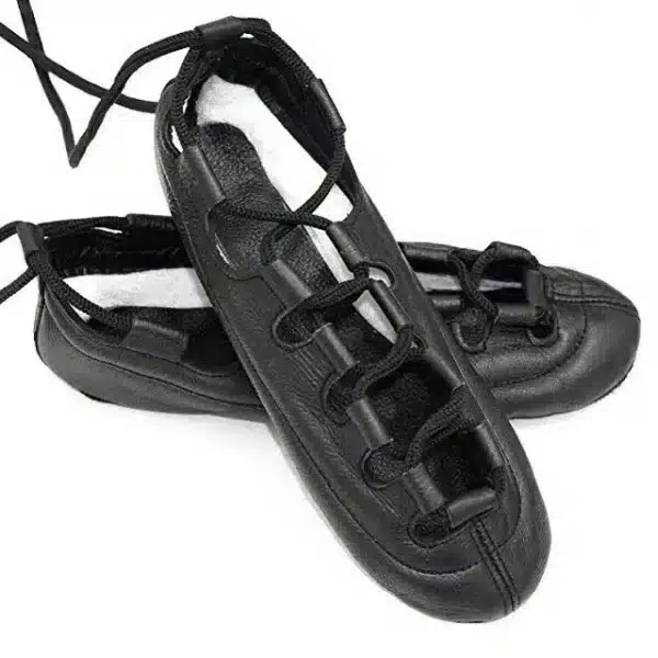 Black Irish dancing pump with genuine leather upper and suede split sole