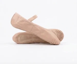 Leather ballet shoe with suede sole and elastic strap